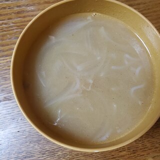 糸こんにゃくと玉ねぎのスープ